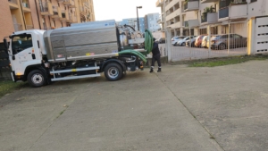 spurgo camion 2 assi